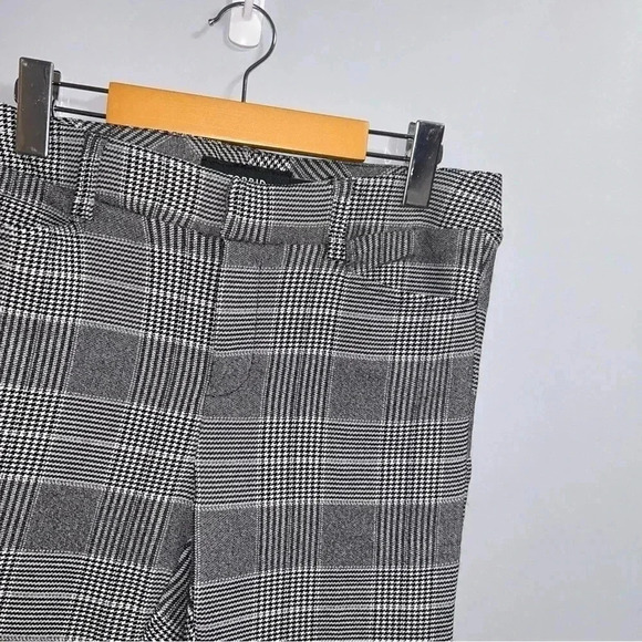 Torrid  Pants - Picture 4 of 6